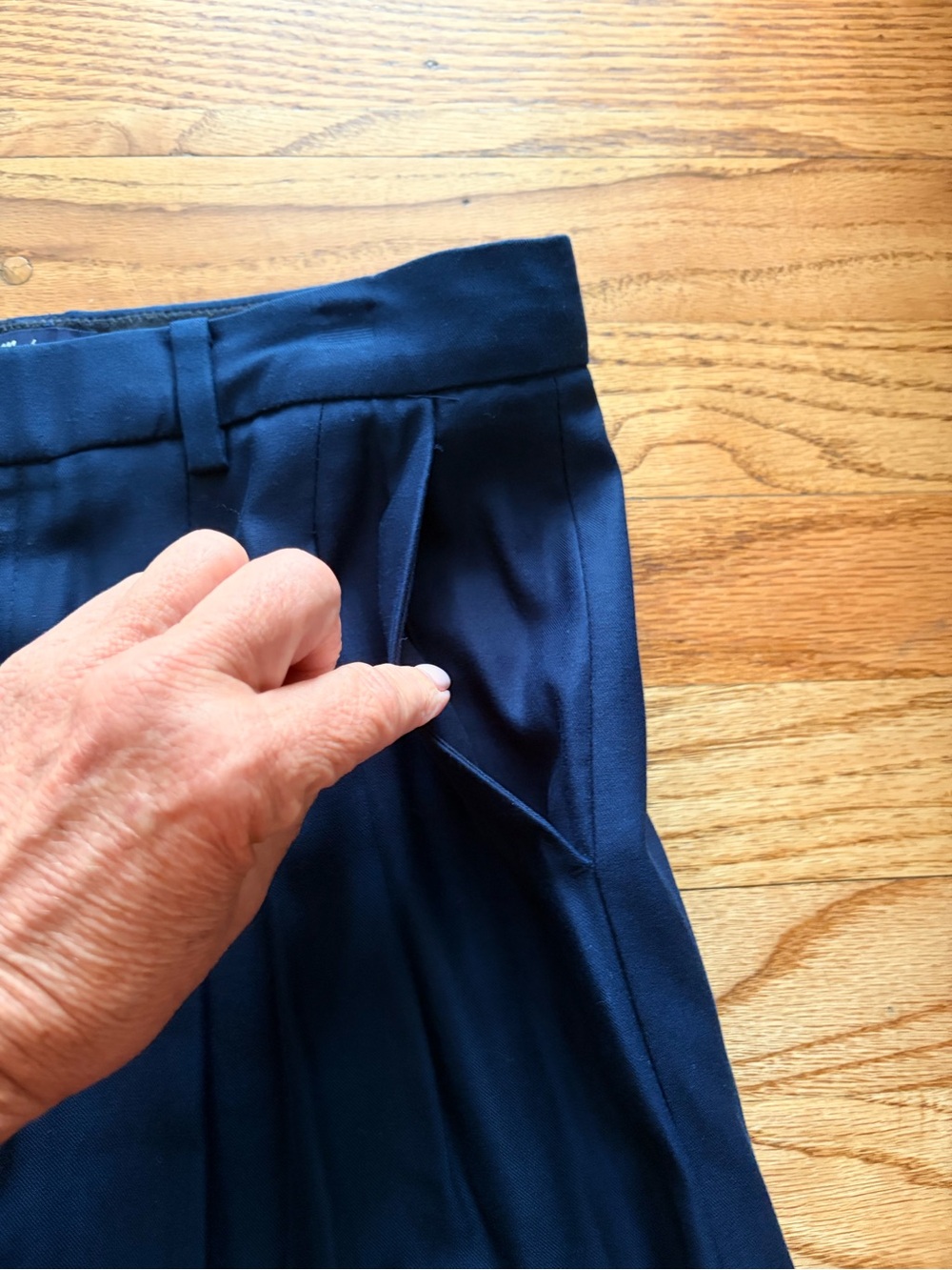 Madewell Harlow Navy Wide-Leg Pleated Dress Pants - Picture 4 of 12